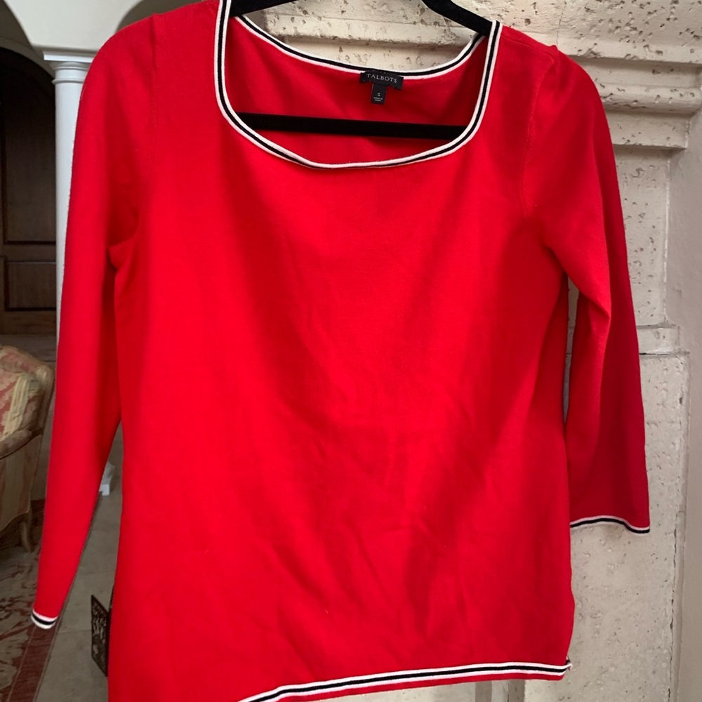 TALBOTS PEARL DETAIL TOP